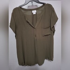 Liz Claiborne Women's Olive Top XXL